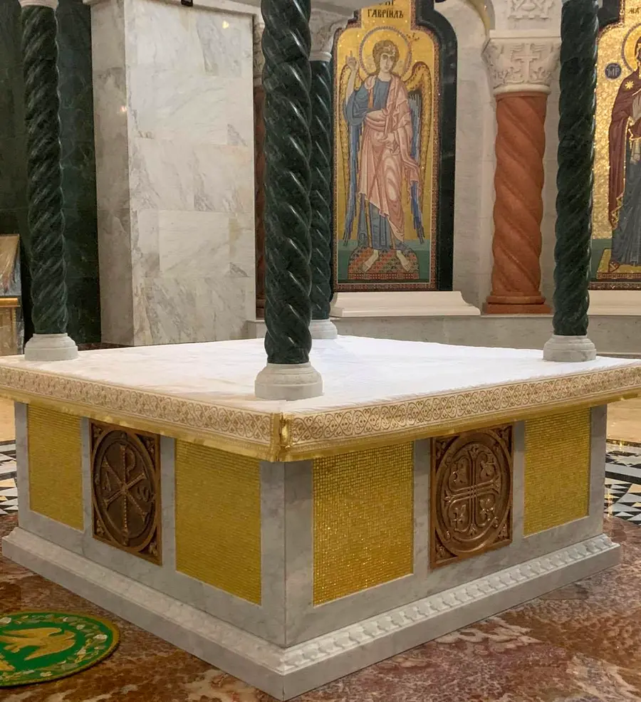 Храм Святого Саввы, Сербия